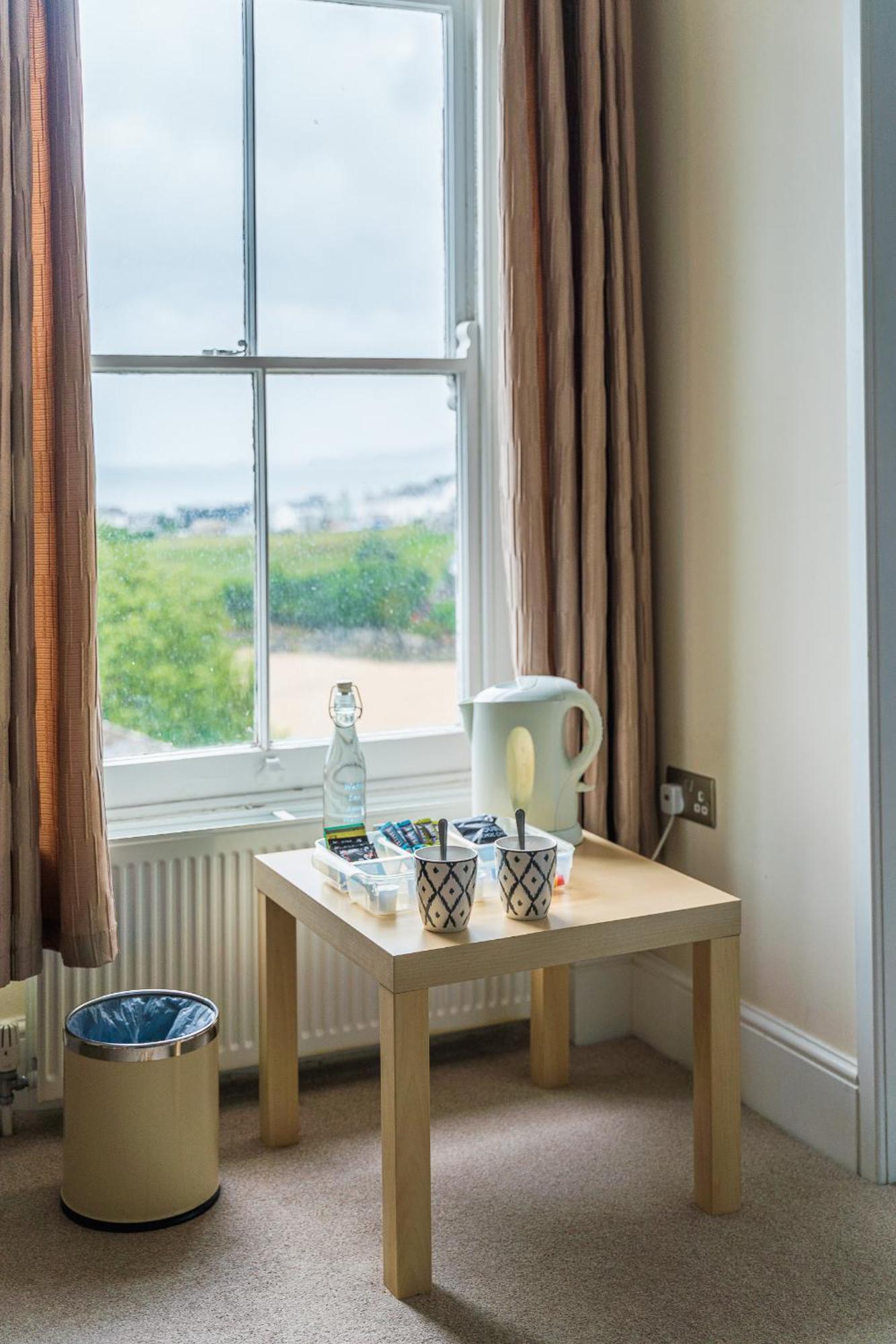 Rooms At The Highcliffe Aberporth Buitenkant foto