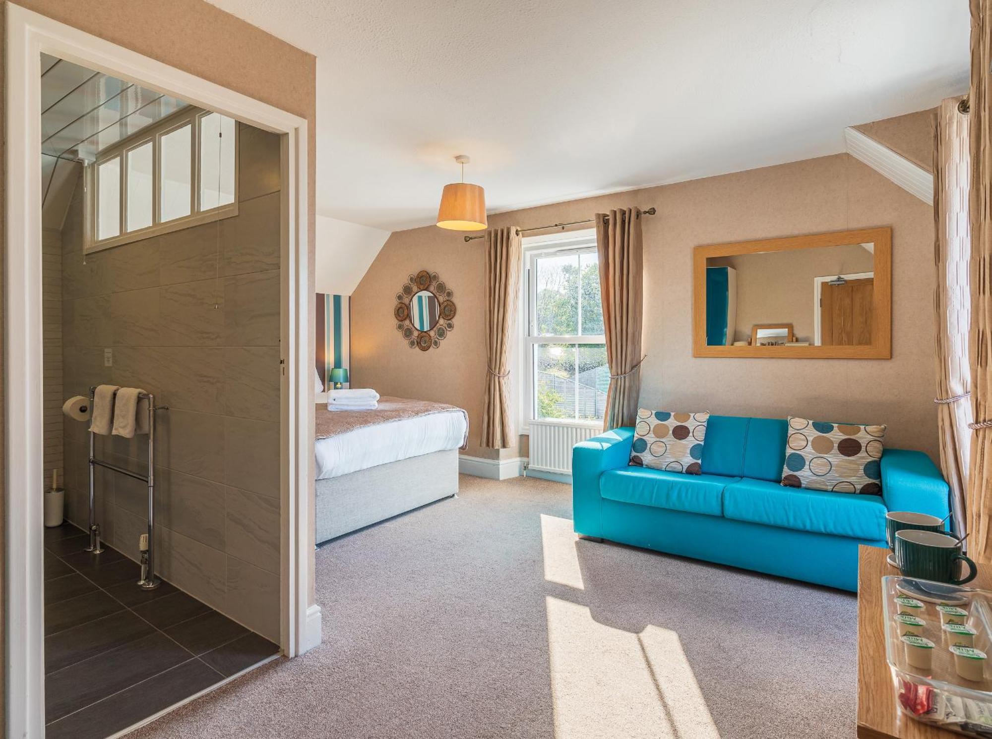 Rooms At The Highcliffe Aberporth Buitenkant foto